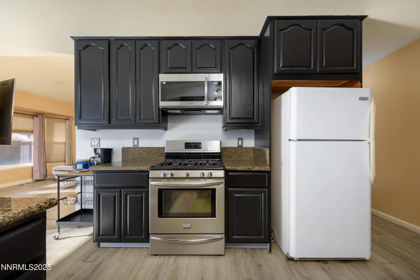 207 Thornwood, Dayton, Nevada 89403, 3 Bedrooms Bedrooms, ,2 BathroomsBathrooms,Residential,Residential,Thornwood,260000284