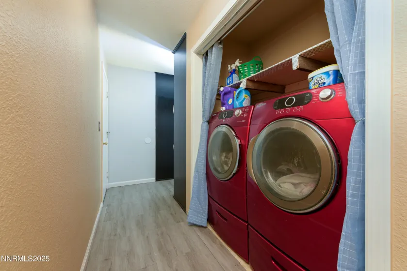 207 Thornwood, Dayton, Nevada 89403, 3 Bedrooms Bedrooms, ,2 BathroomsBathrooms,Residential,Residential,Thornwood,260000284