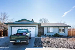 207 Thornwood, Dayton, Nevada 89403, 3 Bedrooms Bedrooms, ,2 BathroomsBathrooms,Residential,Residential,Thornwood,260000284