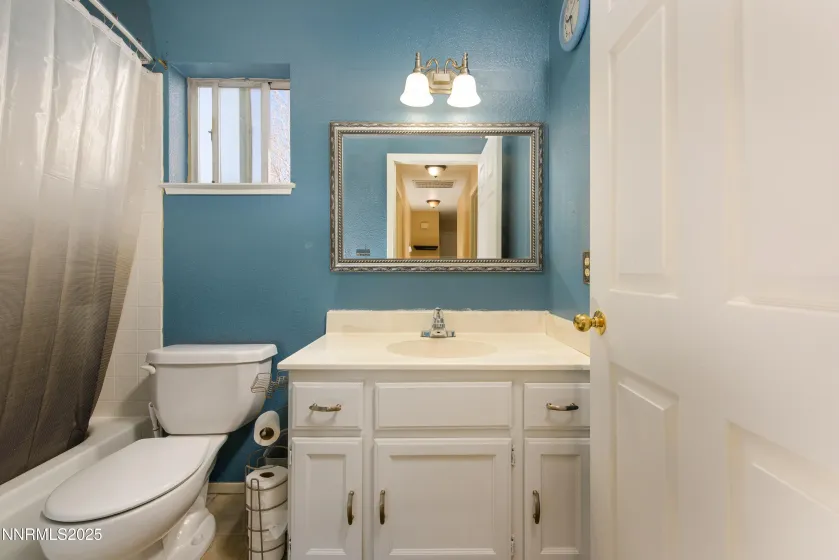 207 Thornwood, Dayton, Nevada 89403, 3 Bedrooms Bedrooms, ,2 BathroomsBathrooms,Residential,Residential,Thornwood,260000284