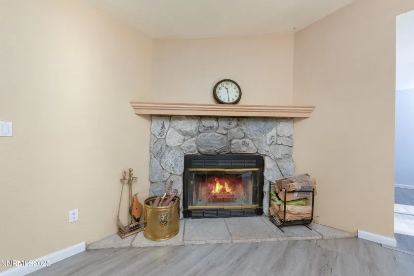 207 Thornwood, Dayton, Nevada 89403, 3 Bedrooms Bedrooms, ,2 BathroomsBathrooms,Residential,Residential,Thornwood,260000284