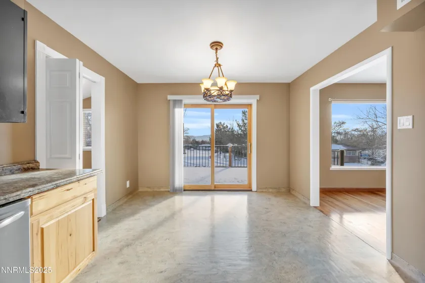 2295 Ellendale, Reno, Nevada 89503, 3 Bedrooms Bedrooms, ,2 BathroomsBathrooms,Residential,Residential,Ellendale,260000288