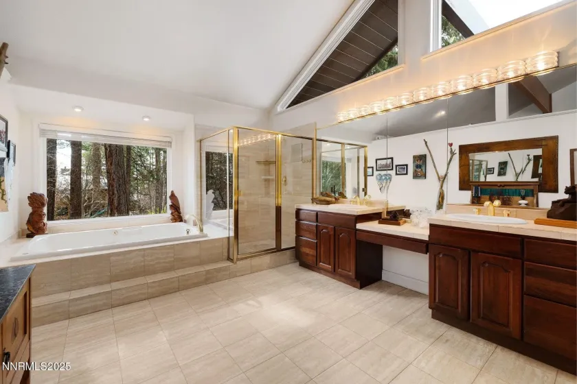 771 Lakeshore, Incline Village, Nevada 89451, 4 Bedrooms Bedrooms, ,4 BathroomsBathrooms,Residential,Residential,Lakeshore,260000289