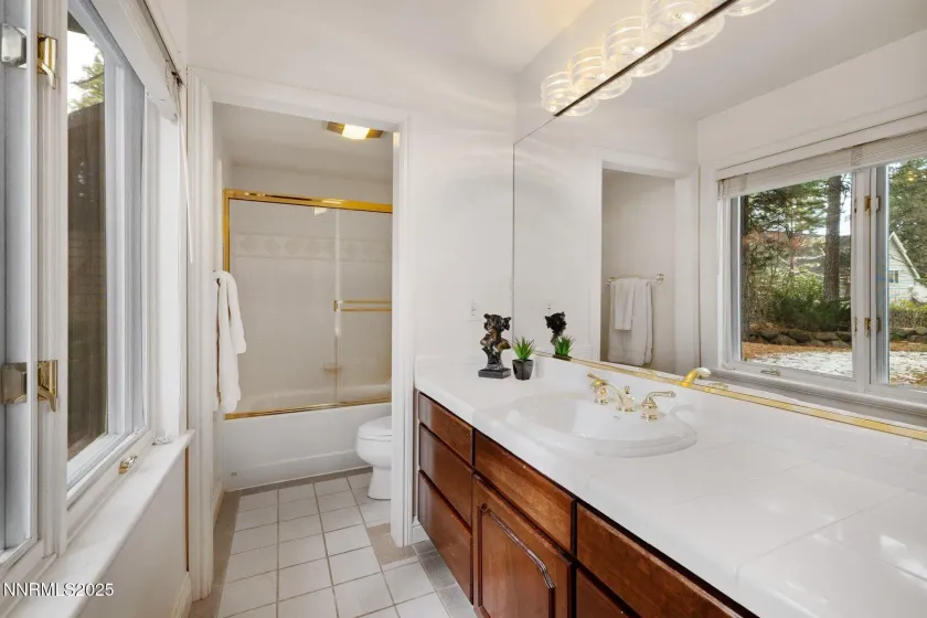 771 Lakeshore, Incline Village, Nevada 89451, 4 Bedrooms Bedrooms, ,4 BathroomsBathrooms,Residential,Residential,Lakeshore,260000289