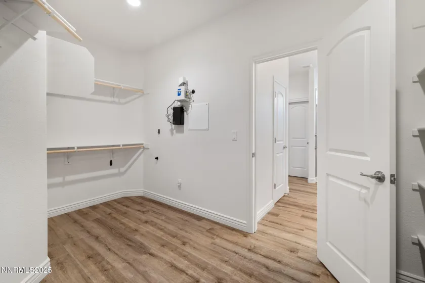 19017 Bronco Creek Ct, Reno, Nevada 89508, 4 Bedrooms Bedrooms, ,2 BathroomsBathrooms,Residential,Residential,Bronco Creek Ct,260000301