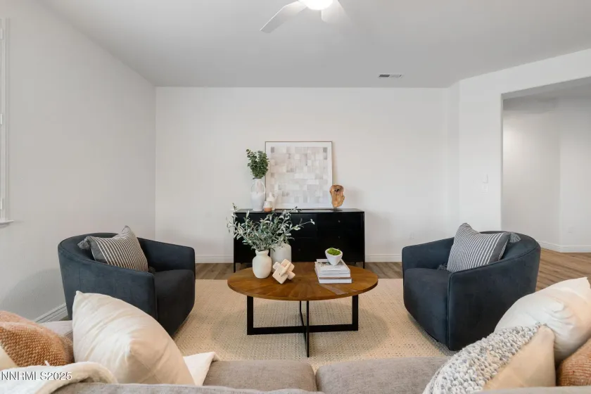 19017 Bronco Creek Ct, Reno, Nevada 89508, 4 Bedrooms Bedrooms, ,2 BathroomsBathrooms,Residential,Residential,Bronco Creek Ct,260000301