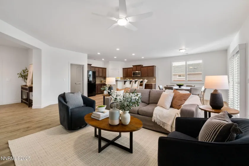 19017 Bronco Creek Ct, Reno, Nevada 89508, 4 Bedrooms Bedrooms, ,2 BathroomsBathrooms,Residential,Residential,Bronco Creek Ct,260000301