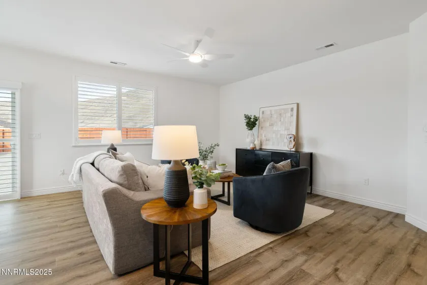 19017 Bronco Creek Ct, Reno, Nevada 89508, 4 Bedrooms Bedrooms, ,2 BathroomsBathrooms,Residential,Residential,Bronco Creek Ct,260000301