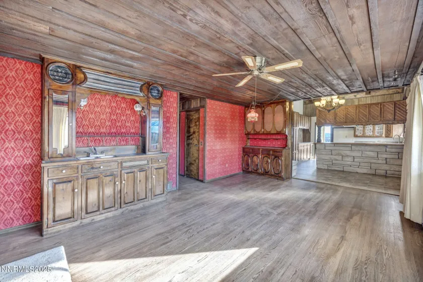 610 Bonanza, Carson City, Nevada 89706, 4 Bedrooms Bedrooms, ,4 BathroomsBathrooms,Residential,Residential,Bonanza,260000302