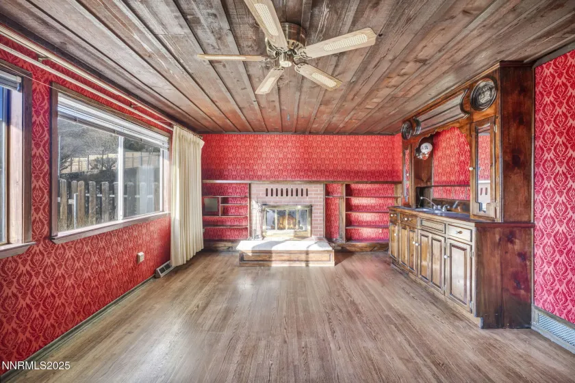 610 Bonanza, Carson City, Nevada 89706, 4 Bedrooms Bedrooms, ,4 BathroomsBathrooms,Residential,Residential,Bonanza,260000302