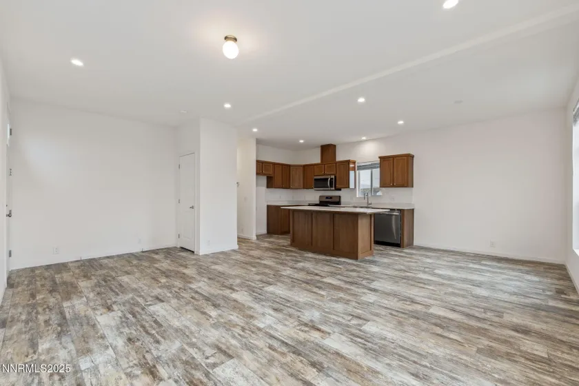 3605 10th, Silver Springs, Nevada 89429, 3 Bedrooms Bedrooms, ,2 BathroomsBathrooms,Residential,Residential,10th,260000304