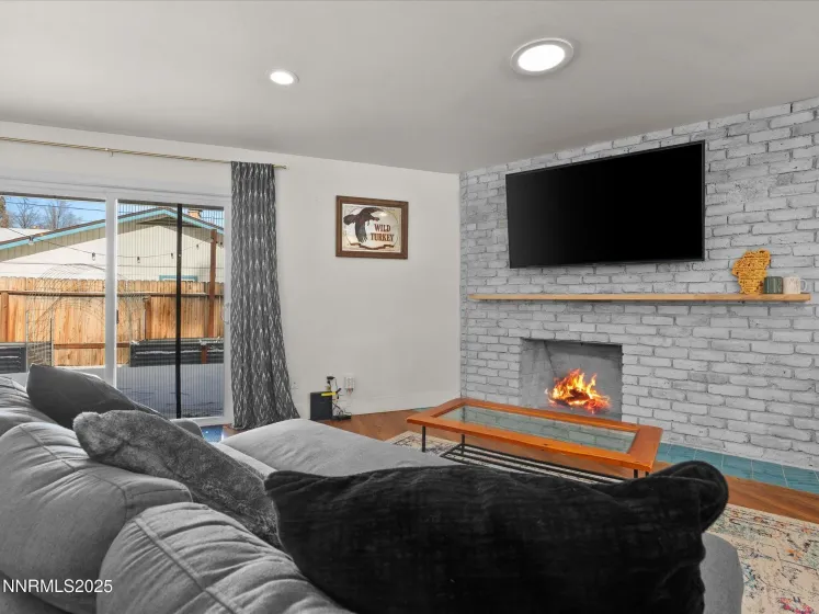 301 Hillcrest, Reno, Nevada 89509, 3 Bedrooms Bedrooms, ,2 BathroomsBathrooms,Residential,Residential,Hillcrest,260000305