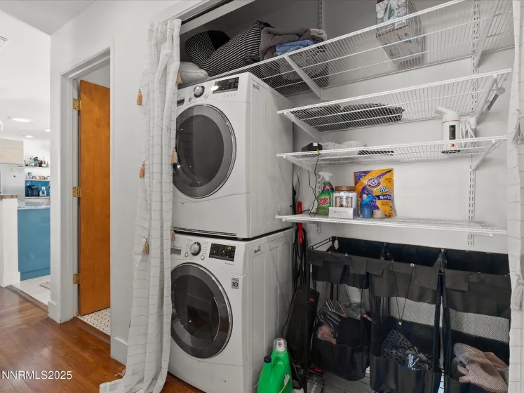 301 Hillcrest, Reno, Nevada 89509, 3 Bedrooms Bedrooms, ,2 BathroomsBathrooms,Residential,Residential,Hillcrest,260000305