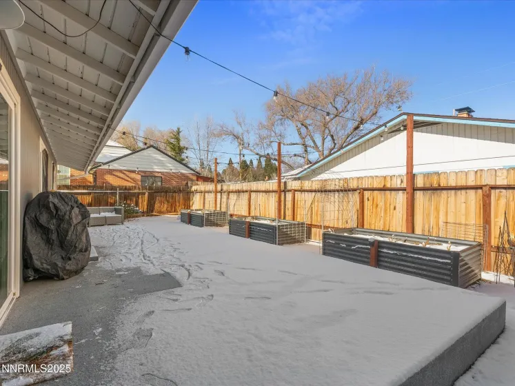 301 Hillcrest, Reno, Nevada 89509, 3 Bedrooms Bedrooms, ,2 BathroomsBathrooms,Residential,Residential,Hillcrest,260000305