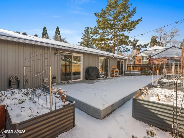 301 Hillcrest, Reno, Nevada 89509, 3 Bedrooms Bedrooms, ,2 BathroomsBathrooms,Residential,Residential,Hillcrest,260000305