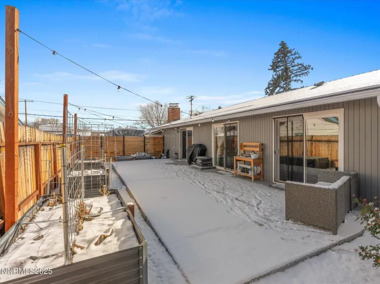 301 Hillcrest, Reno, Nevada 89509, 3 Bedrooms Bedrooms, ,2 BathroomsBathrooms,Residential,Residential,Hillcrest,260000305