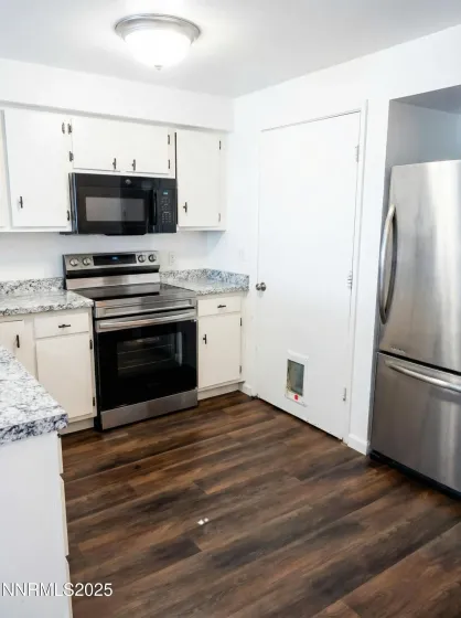 401 Allouette, Carson City, Nevada 89701, 3 Bedrooms Bedrooms, ,3 BathroomsBathrooms,Residential,Residential,Allouette,260000307