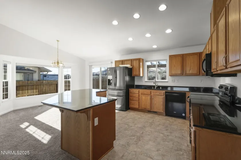 2125 Lenticular, Sparks, Nevada 89441, 3 Bedrooms Bedrooms, ,2 BathroomsBathrooms,Residential,Residential,Lenticular,260000308