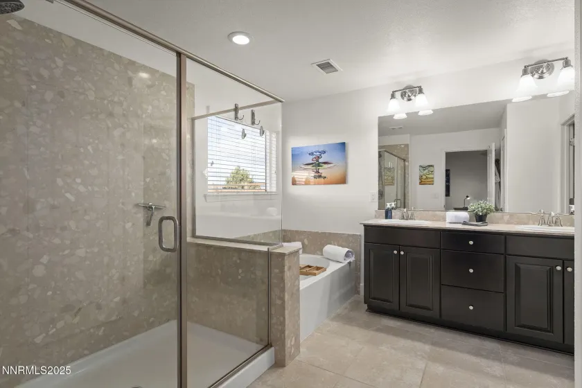 7707 Rhythm, Sparks, Nevada 89436, 4 Bedrooms Bedrooms, ,2 BathroomsBathrooms,Residential,Residential,Rhythm,260000310