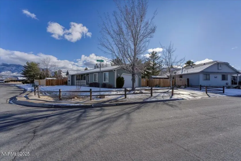 301 Coral, Dayton, Nevada 89403, 3 Bedrooms Bedrooms, ,2 BathroomsBathrooms,Residential,Residential,Coral,260000311