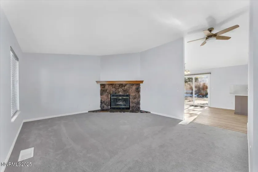 301 Coral, Dayton, Nevada 89403, 3 Bedrooms Bedrooms, ,2 BathroomsBathrooms,Residential,Residential,Coral,260000311