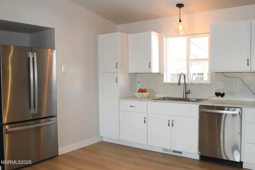 10755 Sand Dune, Sparks, Nevada 89441, 3 Bedrooms Bedrooms, ,2 BathroomsBathrooms,Residential,Residential,Sand Dune,260000313