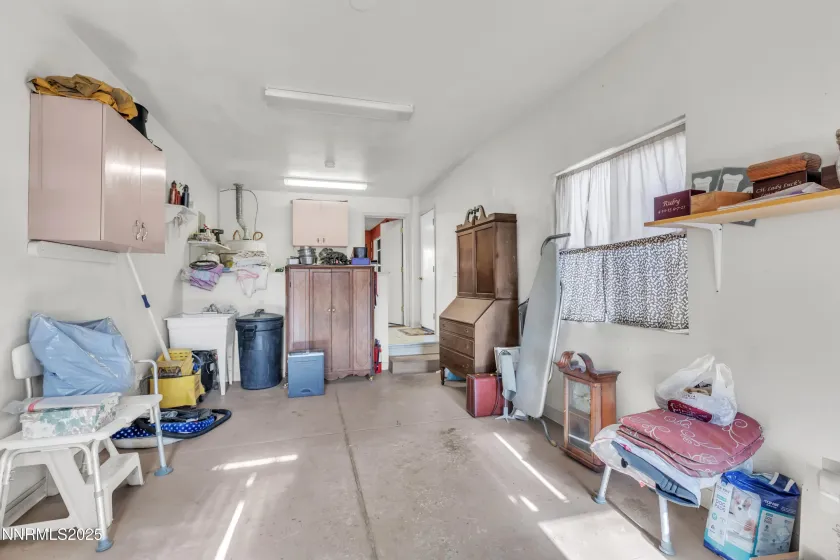 2050 Lassen, Reno, Nevada 89503, 2 Bedrooms Bedrooms, ,1 BathroomBathrooms,Residential,Residential,Lassen,260000331