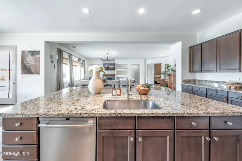 145 Horizon Ridge, Sparks, Nevada 89441, 5 Bedrooms Bedrooms, ,3 BathroomsBathrooms,Residential,Residential,Horizon Ridge,260000334