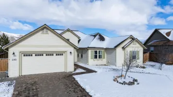 145 Horizon Ridge, Sparks, Nevada 89441, 5 Bedrooms Bedrooms, ,3 BathroomsBathrooms,Residential,Residential,Horizon Ridge,260000334