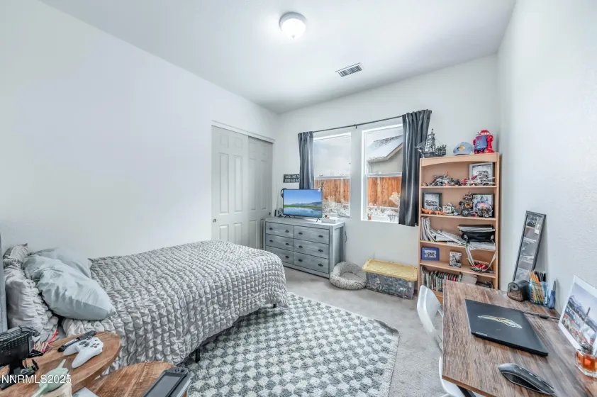 145 Horizon Ridge, Sparks, Nevada 89441, 5 Bedrooms Bedrooms, ,3 BathroomsBathrooms,Residential,Residential,Horizon Ridge,260000334