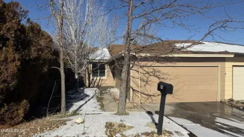 6451 Flower, Reno, Nevada 89506, 3 Bedrooms Bedrooms, ,2 BathroomsBathrooms,Residential,Residential,Flower,260000338
