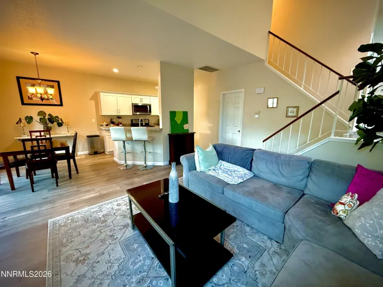 4322 Leeward, Reno, Nevada 89502, 2 Bedrooms Bedrooms, ,3 BathroomsBathrooms,Residential,Residential,Leeward,260000344