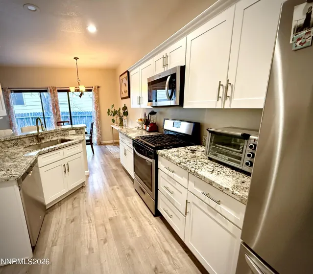 4322 Leeward, Reno, Nevada 89502, 2 Bedrooms Bedrooms, ,3 BathroomsBathrooms,Residential,Residential,Leeward,260000344