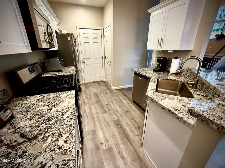 4322 Leeward, Reno, Nevada 89502, 2 Bedrooms Bedrooms, ,3 BathroomsBathrooms,Residential,Residential,Leeward,260000344