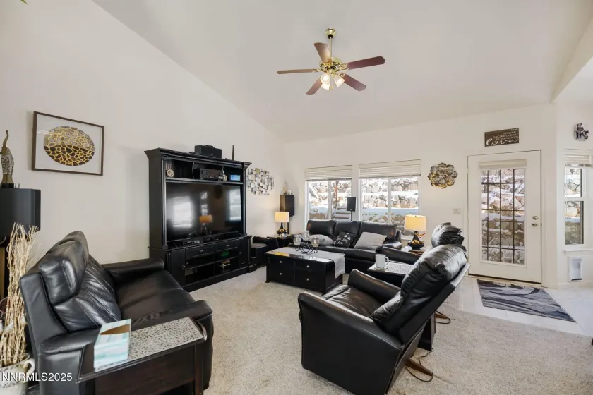 685 Kane, Reno, Nevada 89512, 4 Bedrooms Bedrooms, ,3 BathroomsBathrooms,Residential,Residential,Kane,260000345