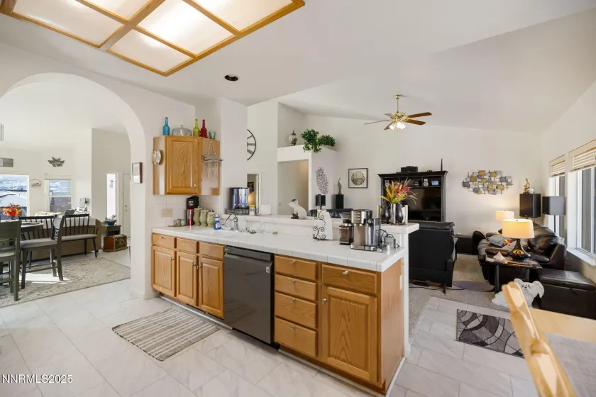 685 Kane, Reno, Nevada 89512, 4 Bedrooms Bedrooms, ,3 BathroomsBathrooms,Residential,Residential,Kane,260000345