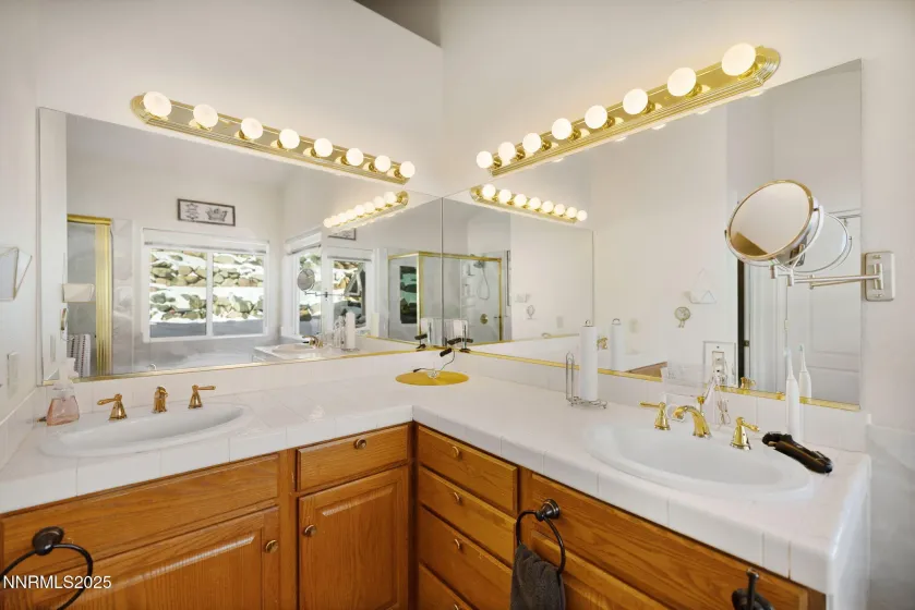 685 Kane, Reno, Nevada 89512, 4 Bedrooms Bedrooms, ,3 BathroomsBathrooms,Residential,Residential,Kane,260000345