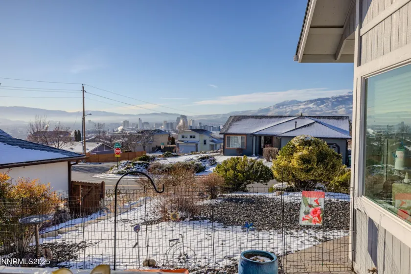 685 Kane, Reno, Nevada 89512, 4 Bedrooms Bedrooms, ,3 BathroomsBathrooms,Residential,Residential,Kane,260000345