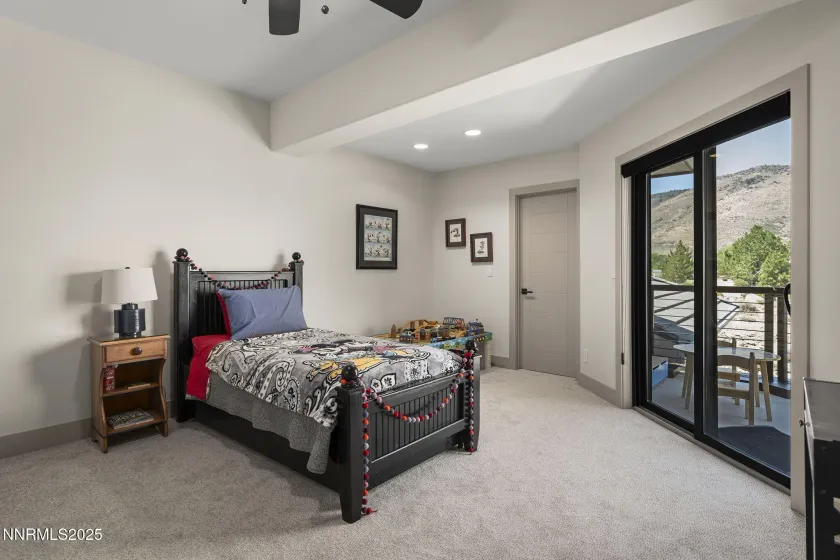 6177 Featherstone, Reno, Nevada 89511, 5 Bedrooms Bedrooms, ,6 BathroomsBathrooms,Residential,Residential,Featherstone,250054932