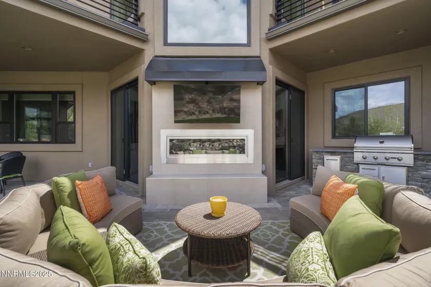 6177 Featherstone, Reno, Nevada 89511, 5 Bedrooms Bedrooms, ,6 BathroomsBathrooms,Residential,Residential,Featherstone,250054932