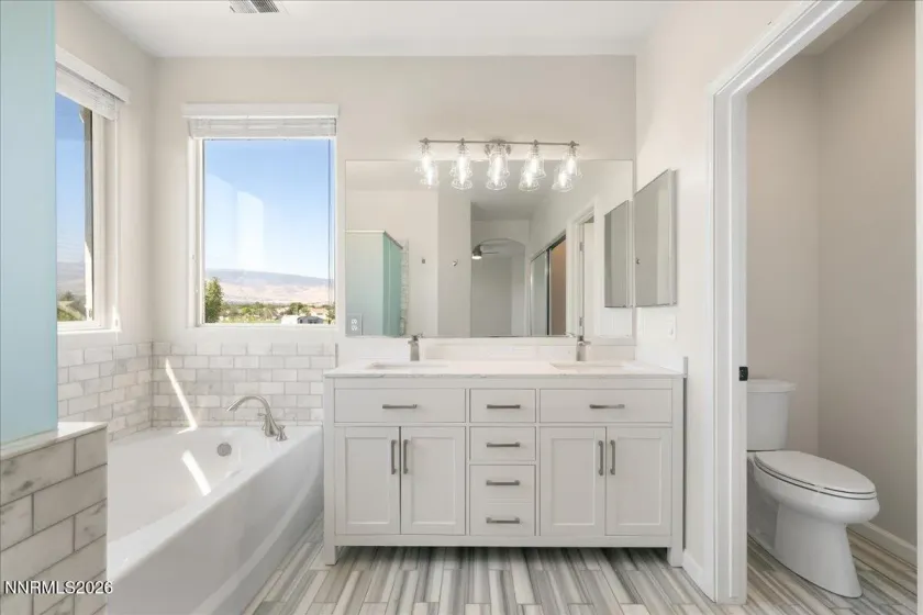 1680 Cattlemen, Reno, Nevada 89521, 4 Bedrooms Bedrooms, ,3 BathroomsBathrooms,Residential,Residential,Cattlemen,260000347