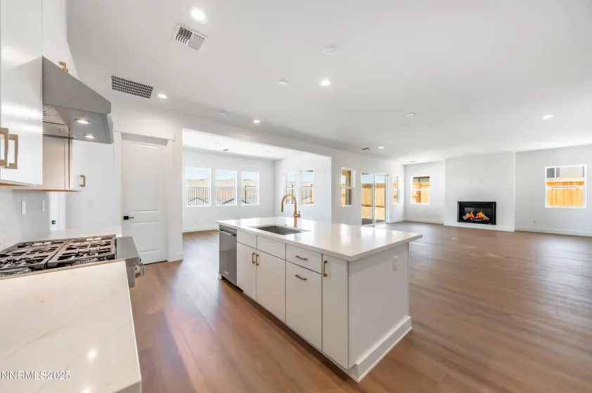 11557 Vinegar Peak, Sparks, Nevada 89441, 4 Bedrooms Bedrooms, ,4 BathroomsBathrooms,Residential,Residential,Vinegar Peak,250003437