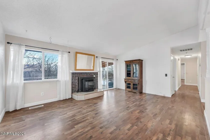 2637 Ballarat, Carson City, Nevada 89706, 3 Bedrooms Bedrooms, ,2 BathroomsBathrooms,Residential,Residential,Ballarat,260000348