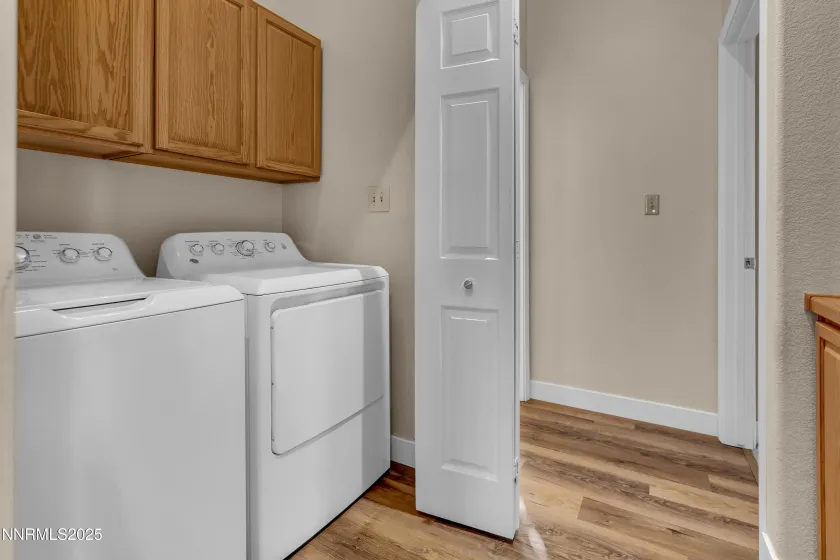 2655 Glen Eagles, Reno, Nevada 89523, 3 Bedrooms Bedrooms, ,2 BathroomsBathrooms,Residential,Residential,Glen Eagles,260000290