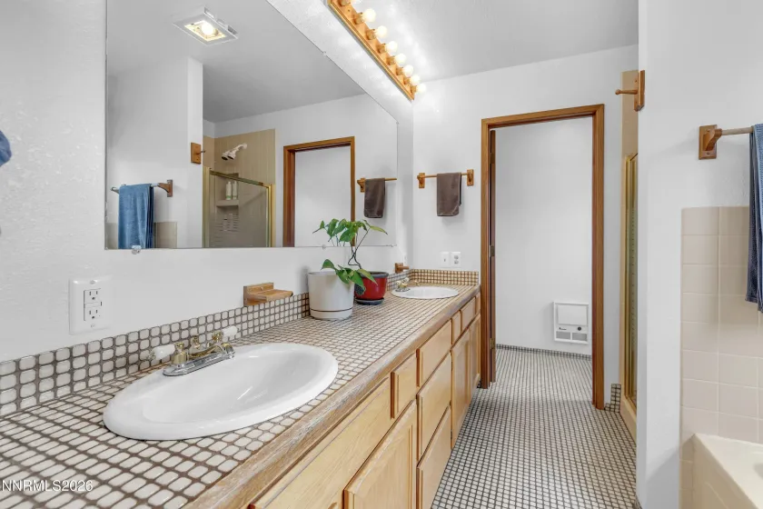 255 Shetland, Reno, Nevada 89508, 4 Bedrooms Bedrooms, ,3 BathroomsBathrooms,Residential,Residential,Shetland,260000357