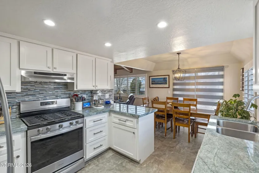 1412 Bumblebee, Gardnerville, Nevada 89460, 3 Bedrooms Bedrooms, ,2 BathroomsBathrooms,Residential,Residential,Bumblebee,260000368