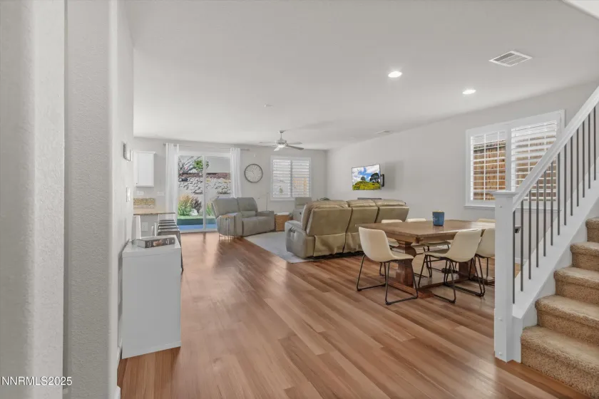 14033 Crested Moss, Reno, Nevada 89511, 4 Bedrooms Bedrooms, ,3 BathroomsBathrooms,Residential,Residential,Crested Moss,250056941