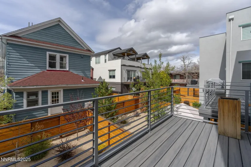 210 Stewart, Reno, Nevada 89501, 2 Bedrooms Bedrooms, ,2 BathroomsBathrooms,Residential,Residential,Stewart,260000374