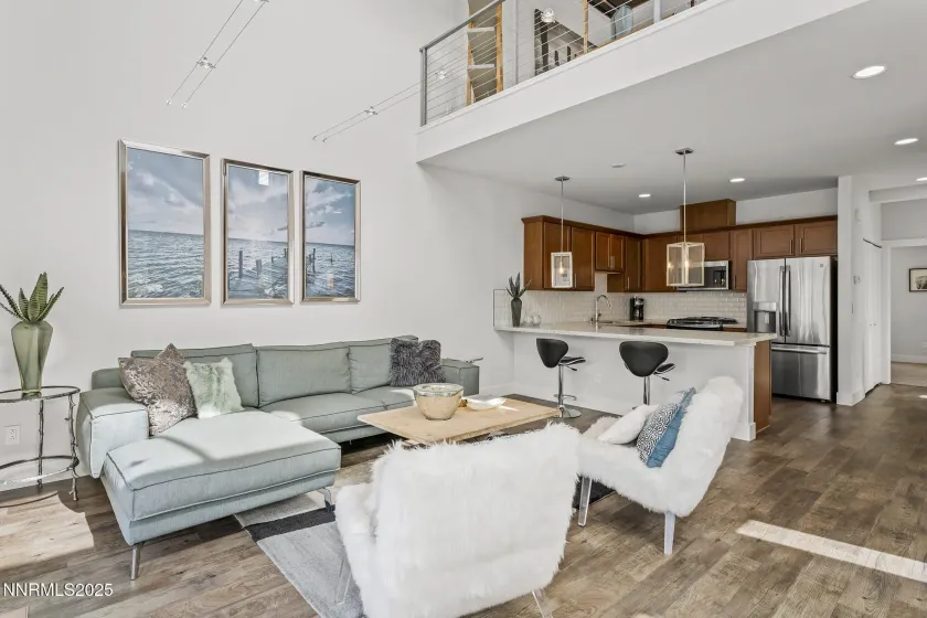 210 Stewart, Reno, Nevada 89501, 2 Bedrooms Bedrooms, ,2 BathroomsBathrooms,Residential,Residential,Stewart,260000374