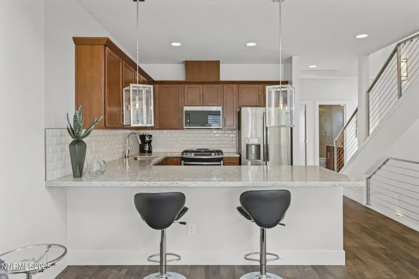 210 Stewart, Reno, Nevada 89501, 2 Bedrooms Bedrooms, ,2 BathroomsBathrooms,Residential,Residential,Stewart,260000374